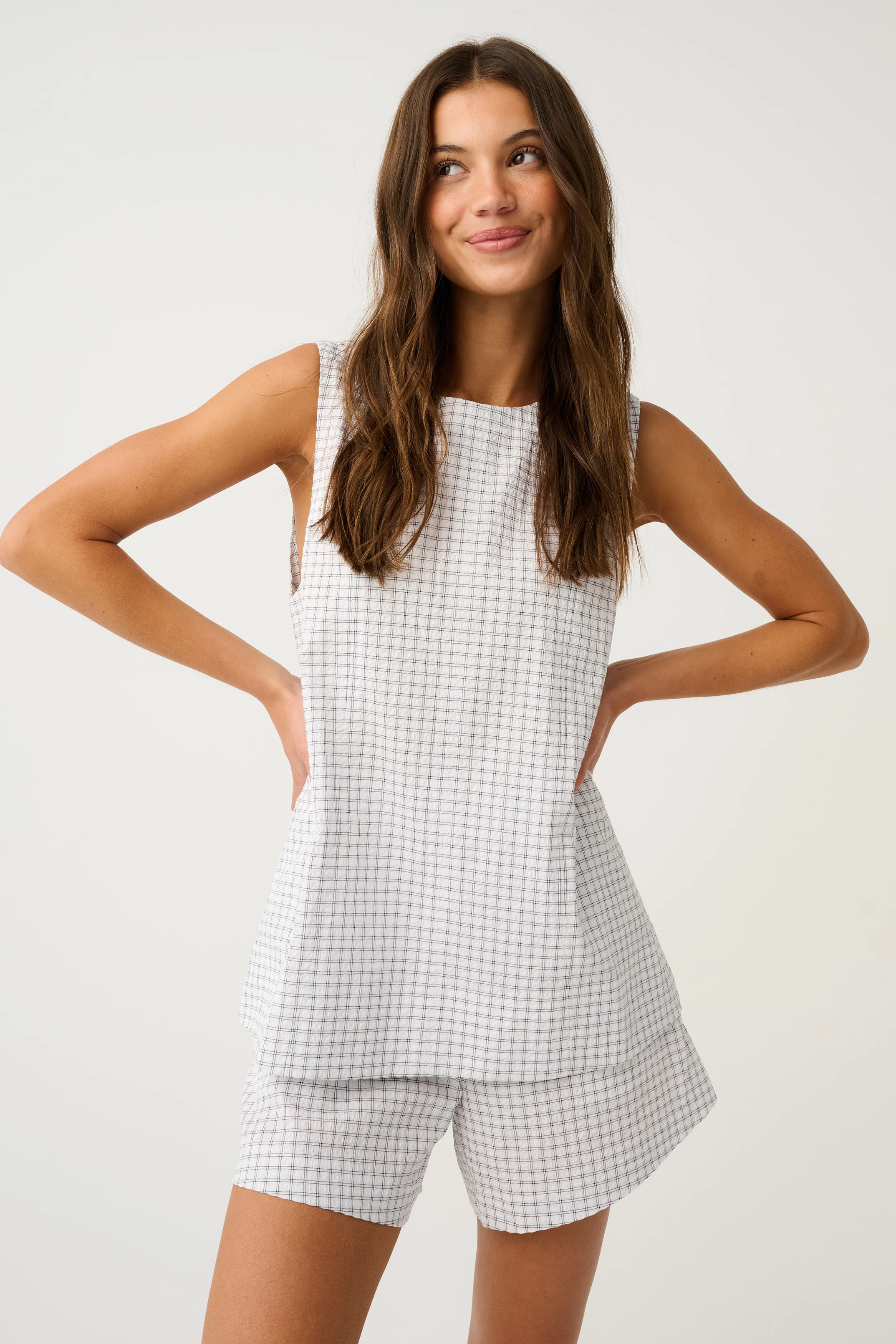 DEMI SHORT - White Check - Image 3