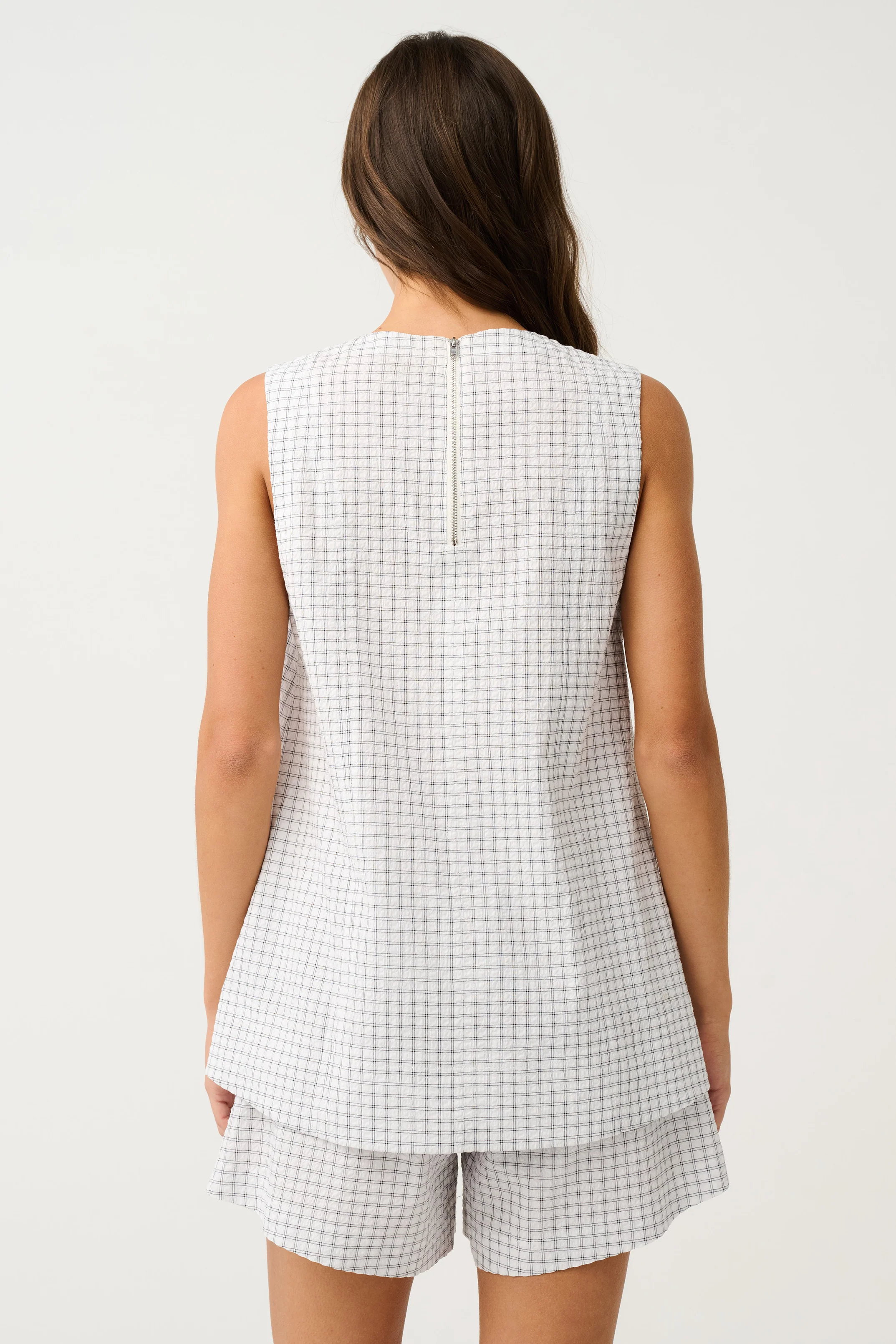 DEMI SHORT - White Check - Image 5