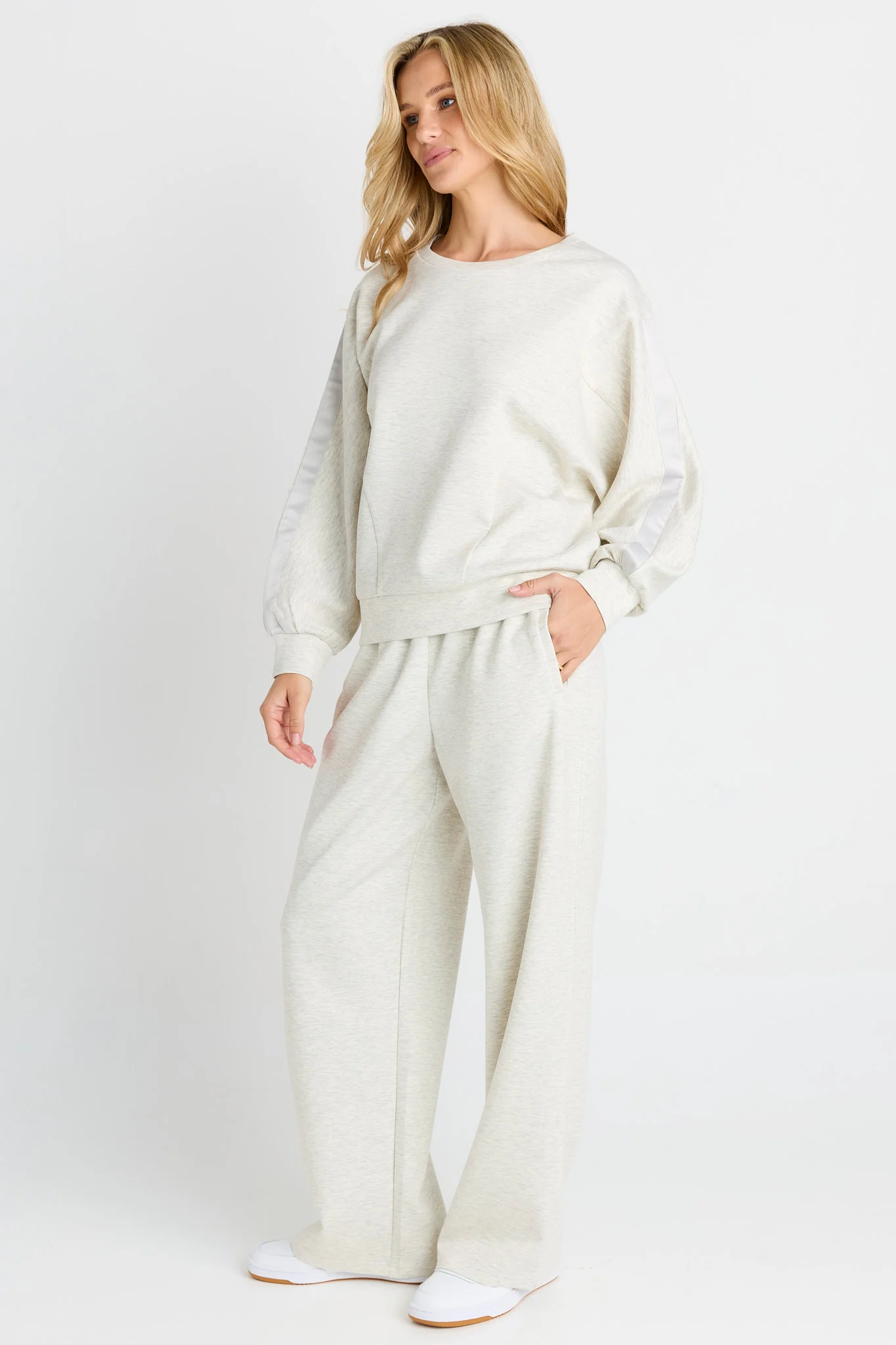 Marcy Sweatshirt - Image 2