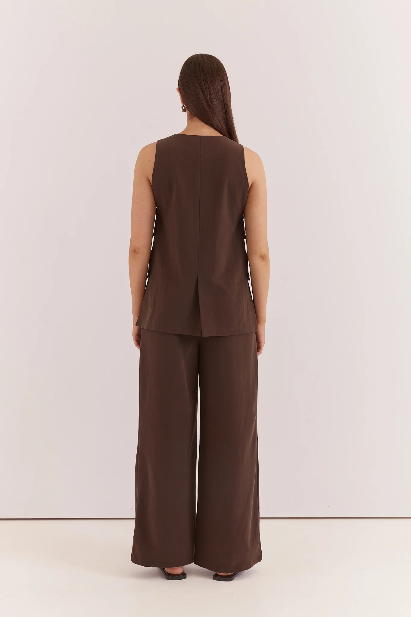 Nevra Side Panel Vest - Chocolate - Image 4