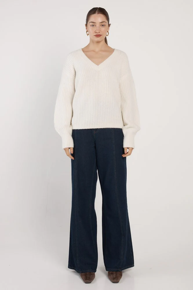 Remy V-Neck Jumper - Image 2