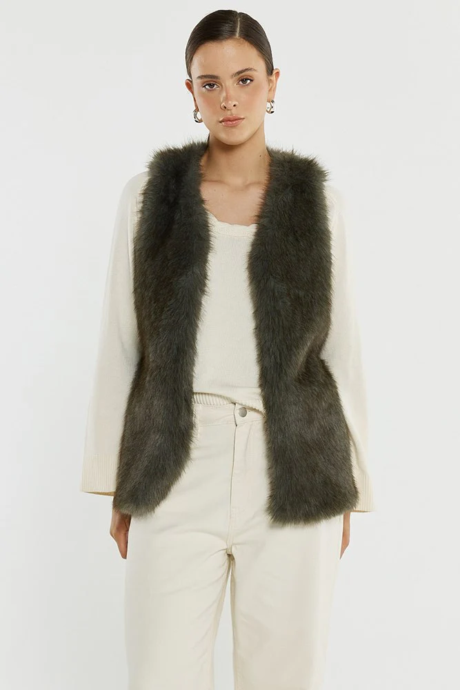 Riya Fur Gilet