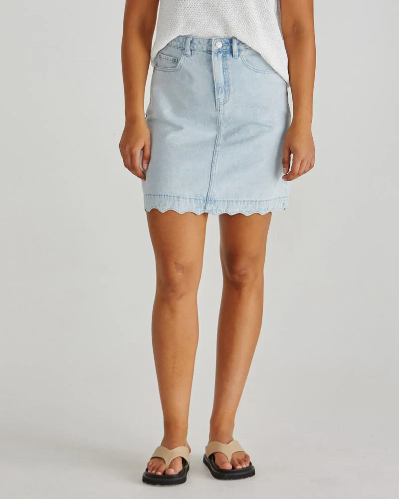 VALE SCALLOPED DENIM SKIRT - Bleach - Image 2
